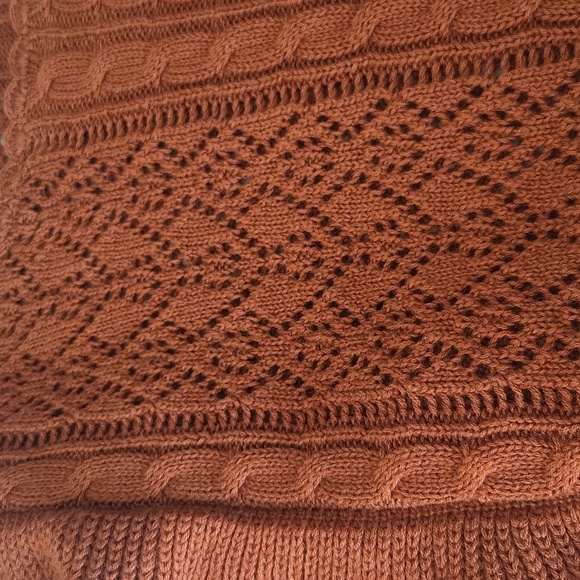 Chelsea & Violet ruffled sweater - Picture 4 of 4